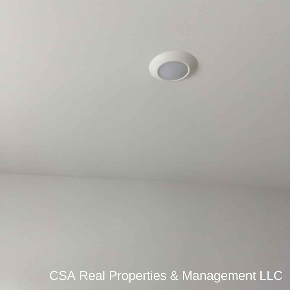 8240 Bluewater Dr - Photo 5 of 20