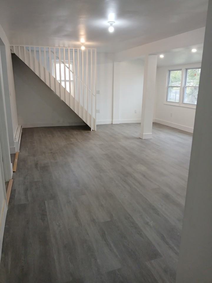 110 Tuthill Rd - Photo 4 of 20