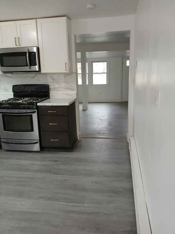 110 Tuthill Rd - Photo 7 of 20