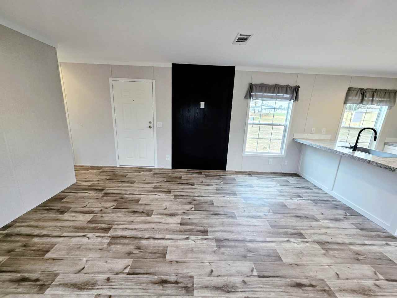 400 Southside Dr - Photo 4 of 20