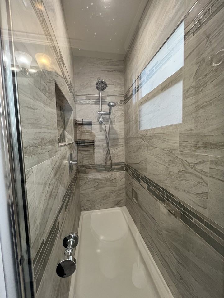 206 Raupp Blvd - Photo 4 of 11