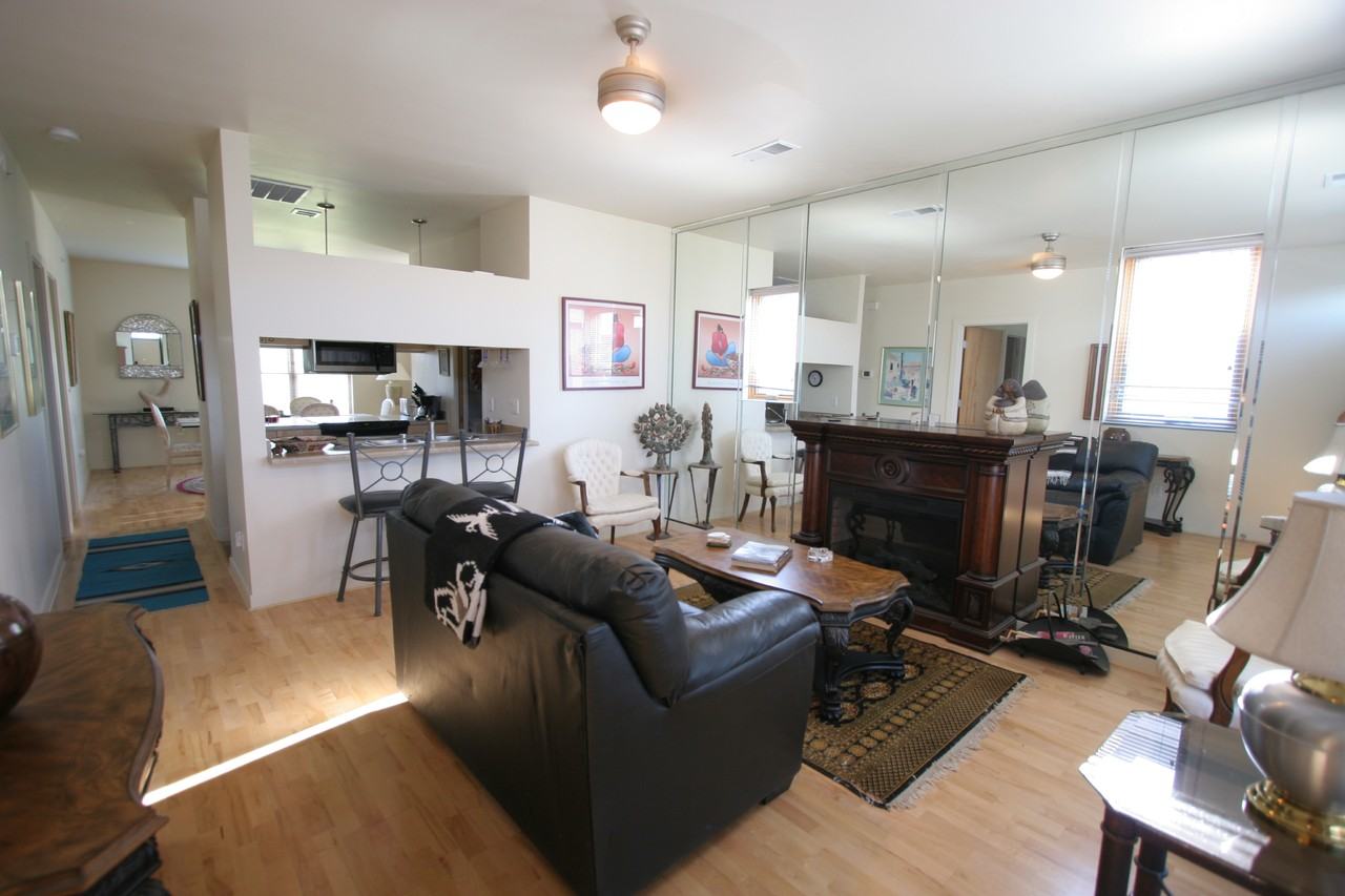 315 Bel Vedere Ln Ne - Photo 2 of 11