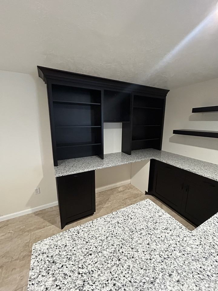 10658 S Poplar Grove Dr - Photo 7 of 20