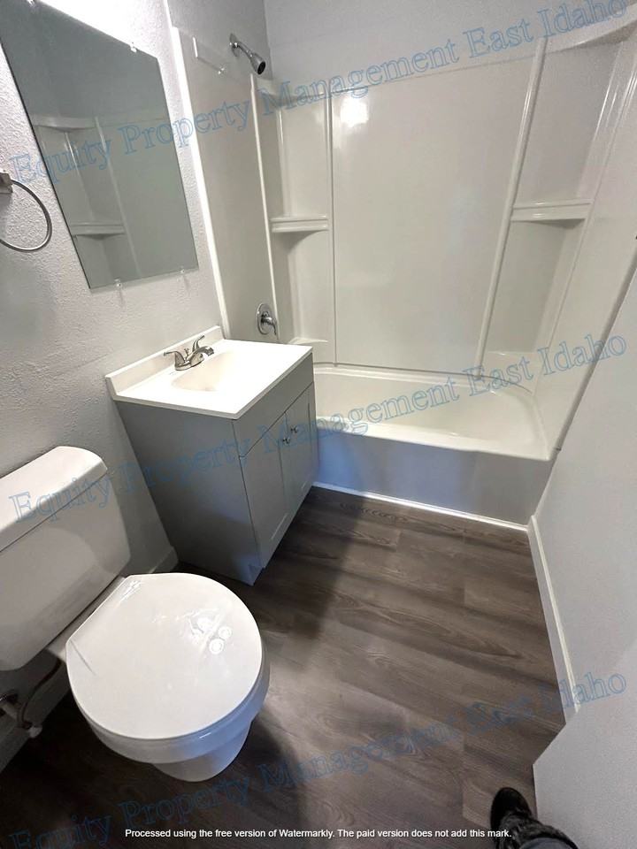 ID - 1335 S 5th Ave - LB - Photo 5 of 50