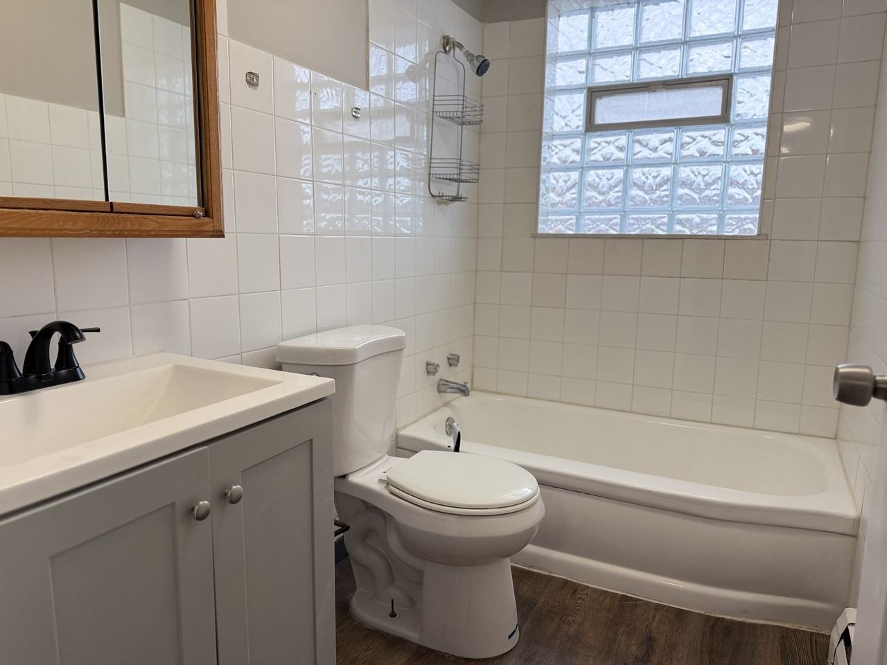 3029 East 79th Street - Photo 5 of 8
