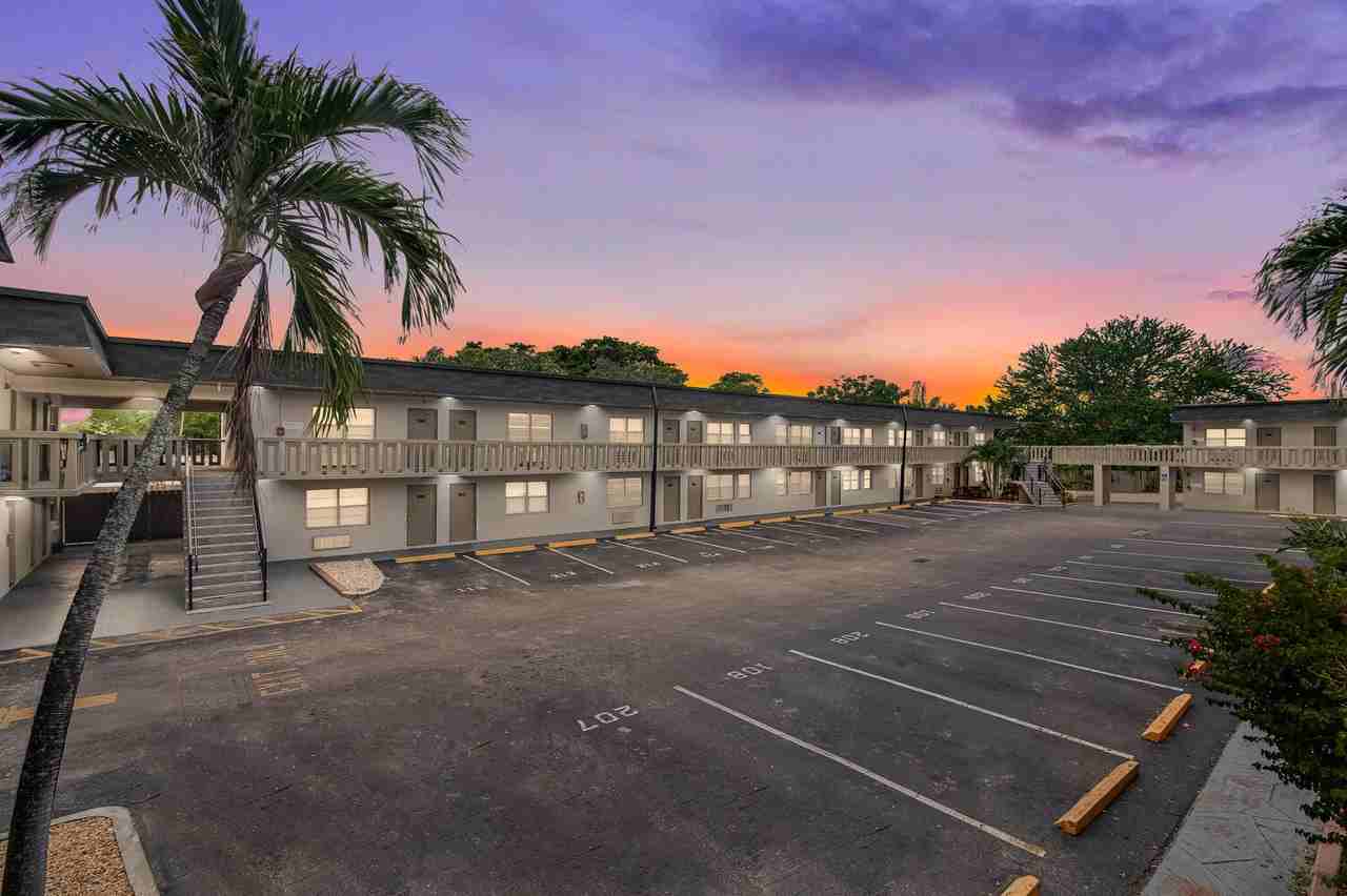 Edge Apartments - Photo 4 of 32