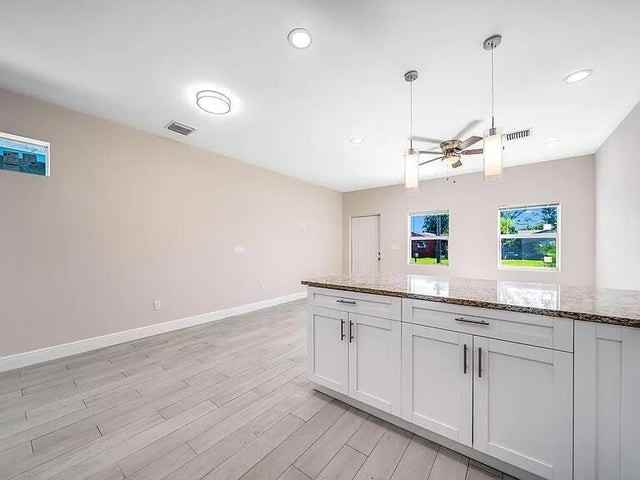 2714 Nokomis Avenue - Photo 6 of 10