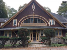 featured image of 121 South Ave