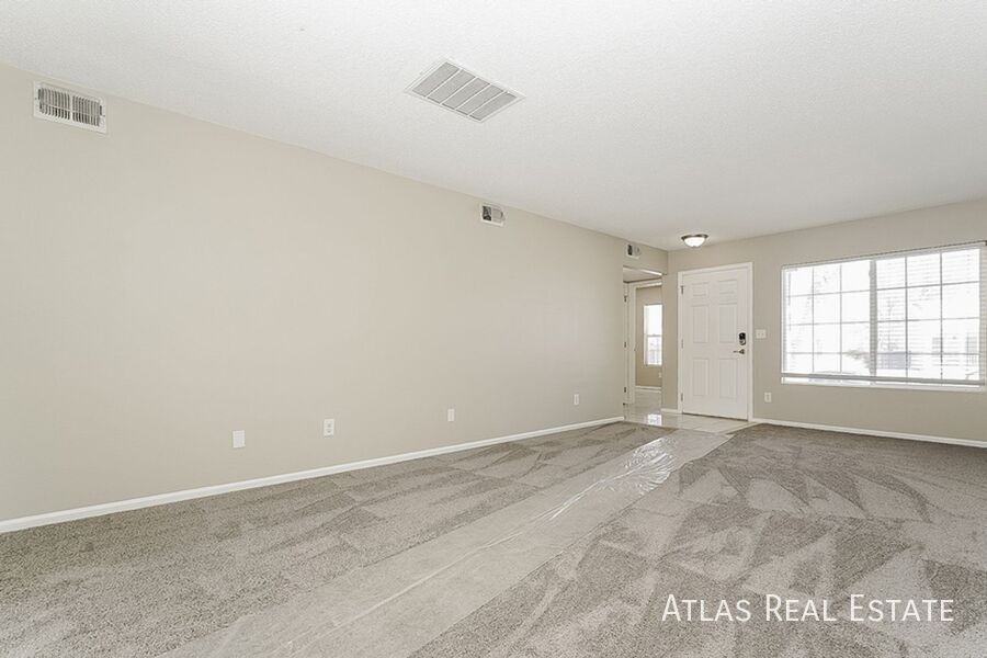 5083 Helena Ct - Photo 4 of 21