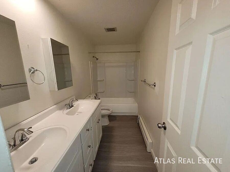 3043 17th Ave #102 - Photo 6 of 17