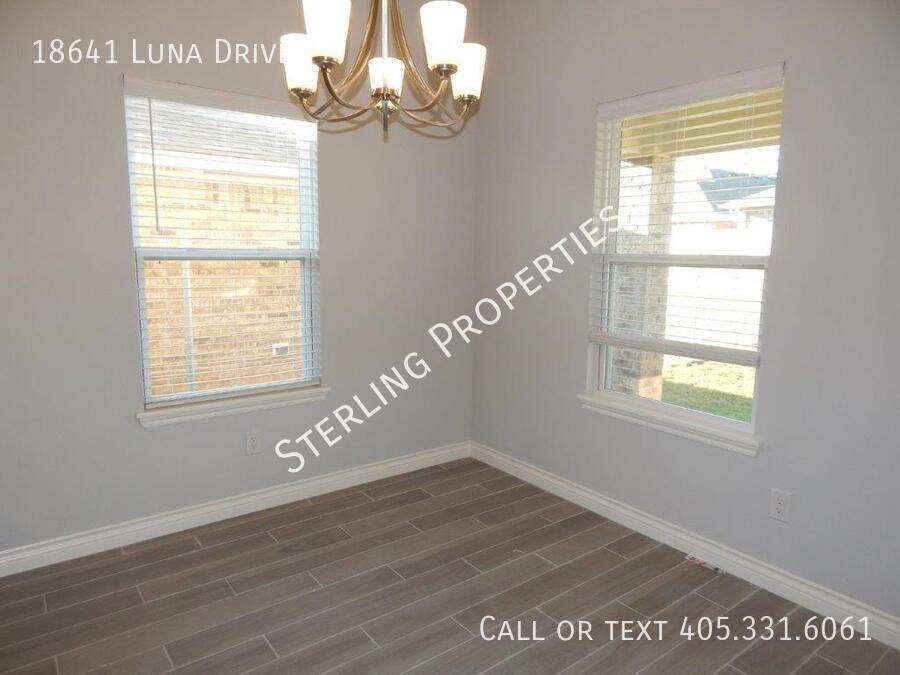 18641 Luna Dr - Photo 2 of 19