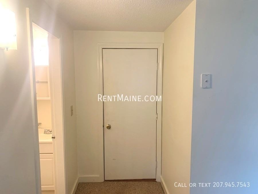 29 Chamberlain St #11 - Photo 7 of 13