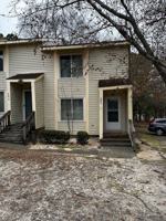 featured image of 605 Picadilly Sq