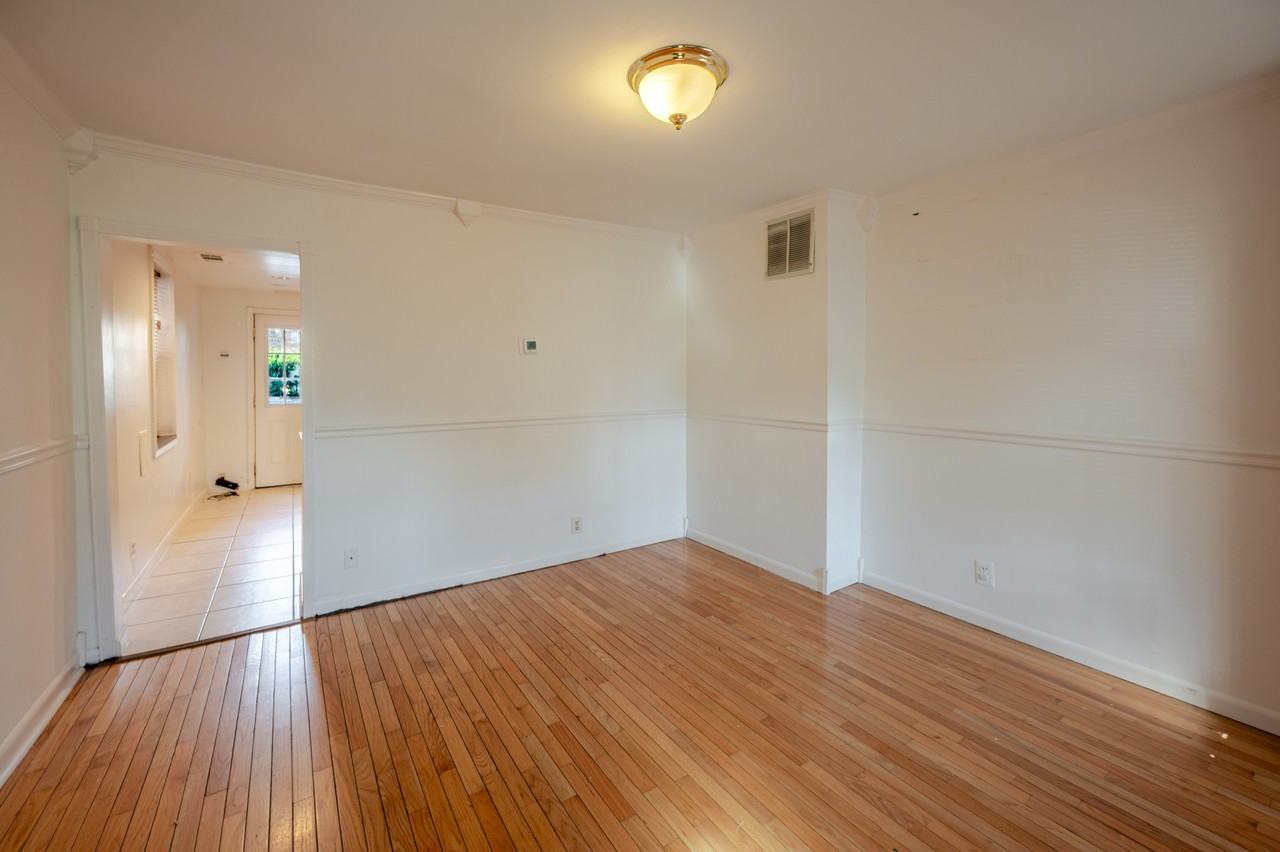 21 17th St Se - Photo 3 of 28