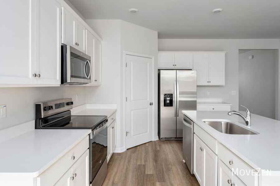 179 N Farmhouse Dr - Photo 2 of 49