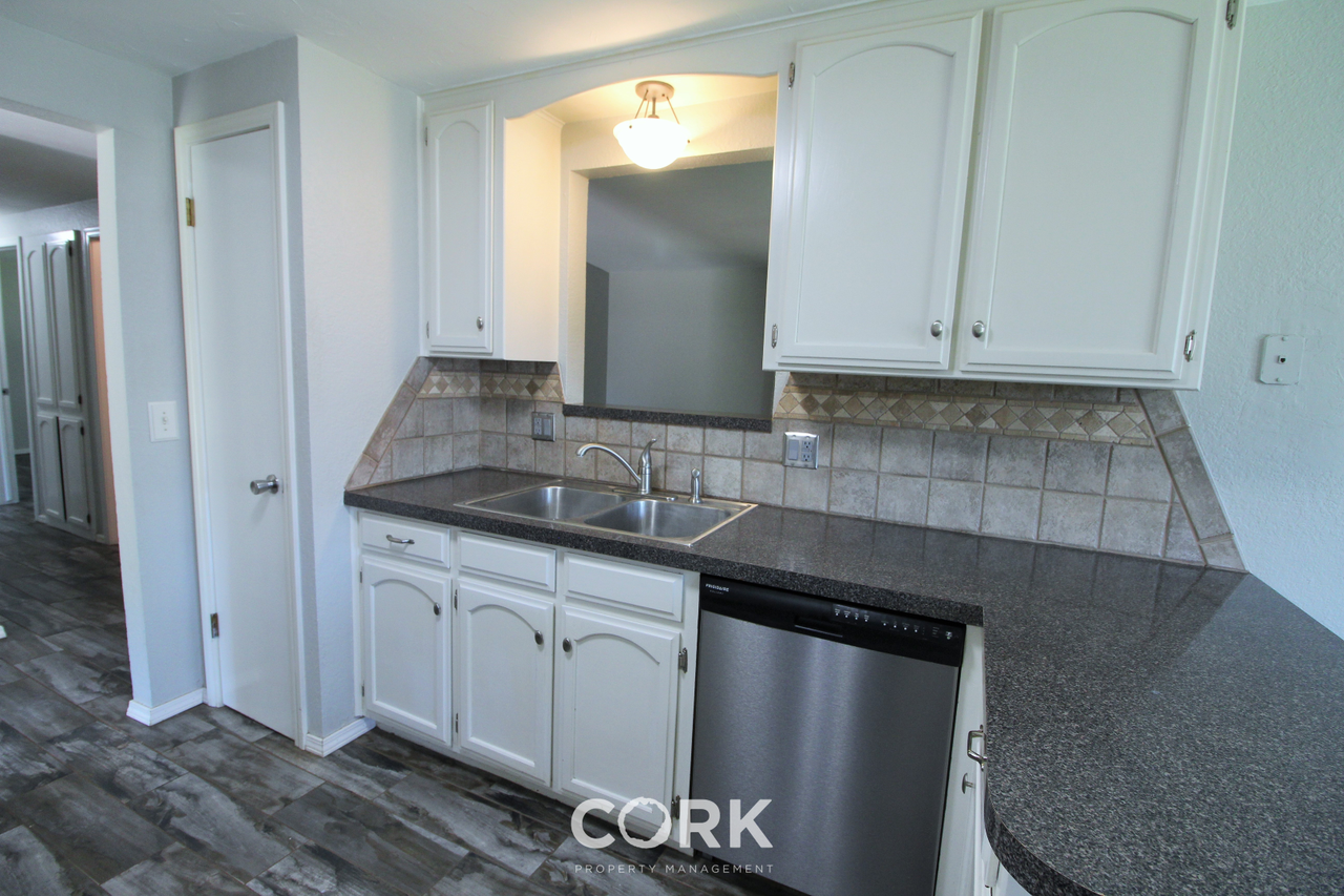 1301 Del Norte Dr #1 - Photo 7 of 50