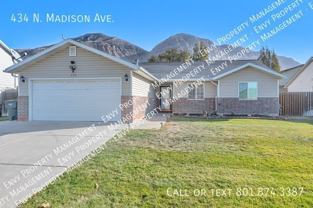 434 N Madison Ave - Photo 1 of 1