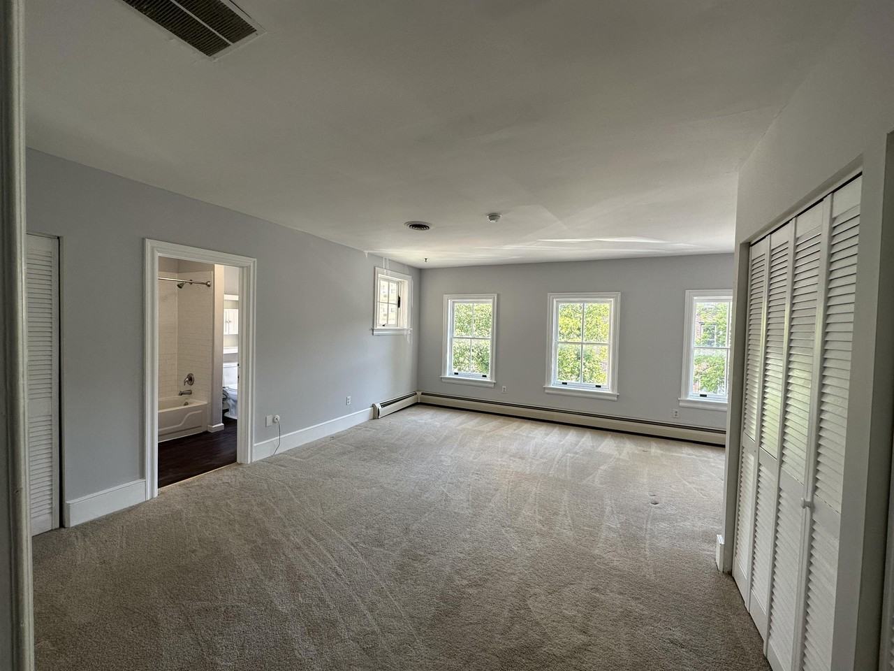 1211 Delaware Avenue - Photo 5 of 13