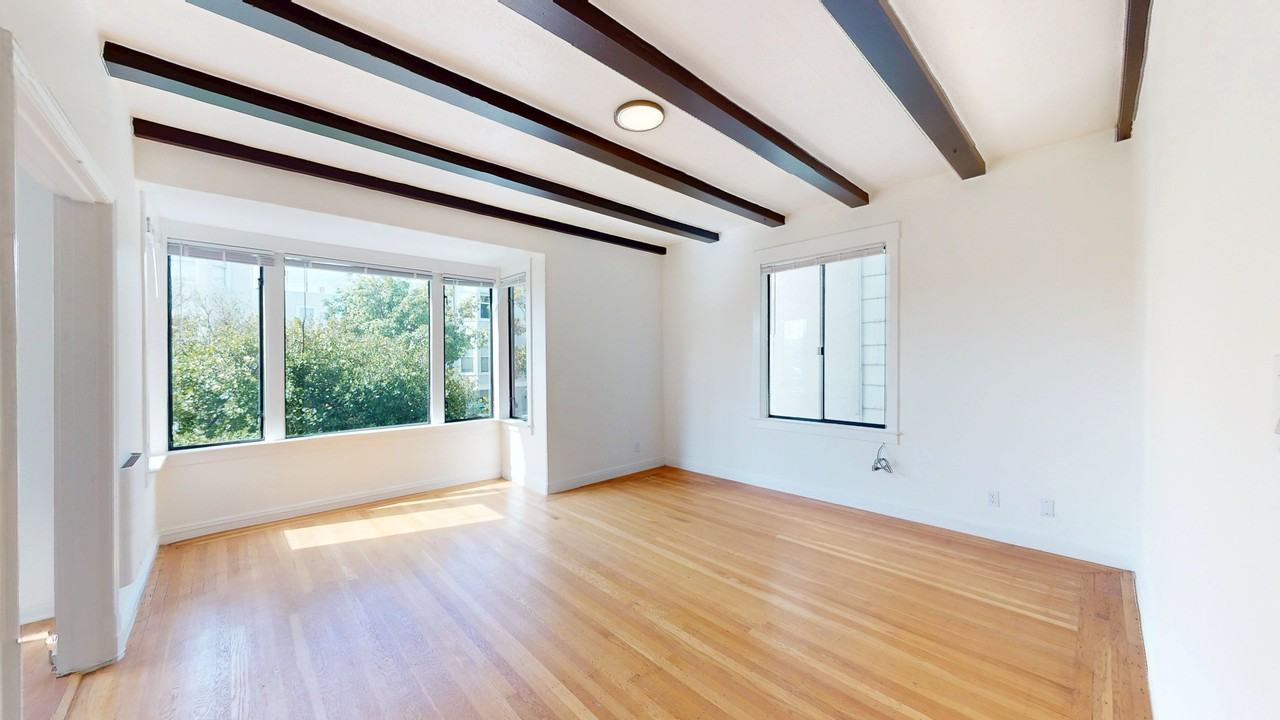 1630 Jones St #8 - Photo 7 of 19