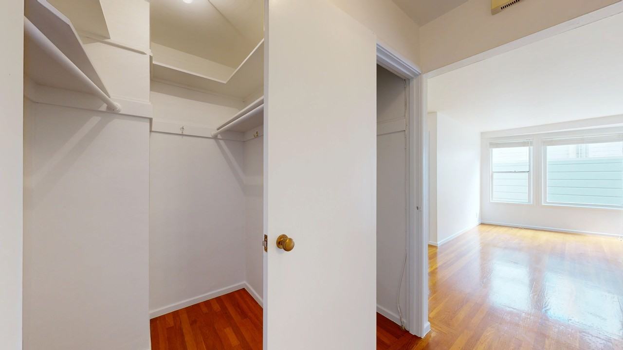 702 Church St #305 - Photo 6 of 10