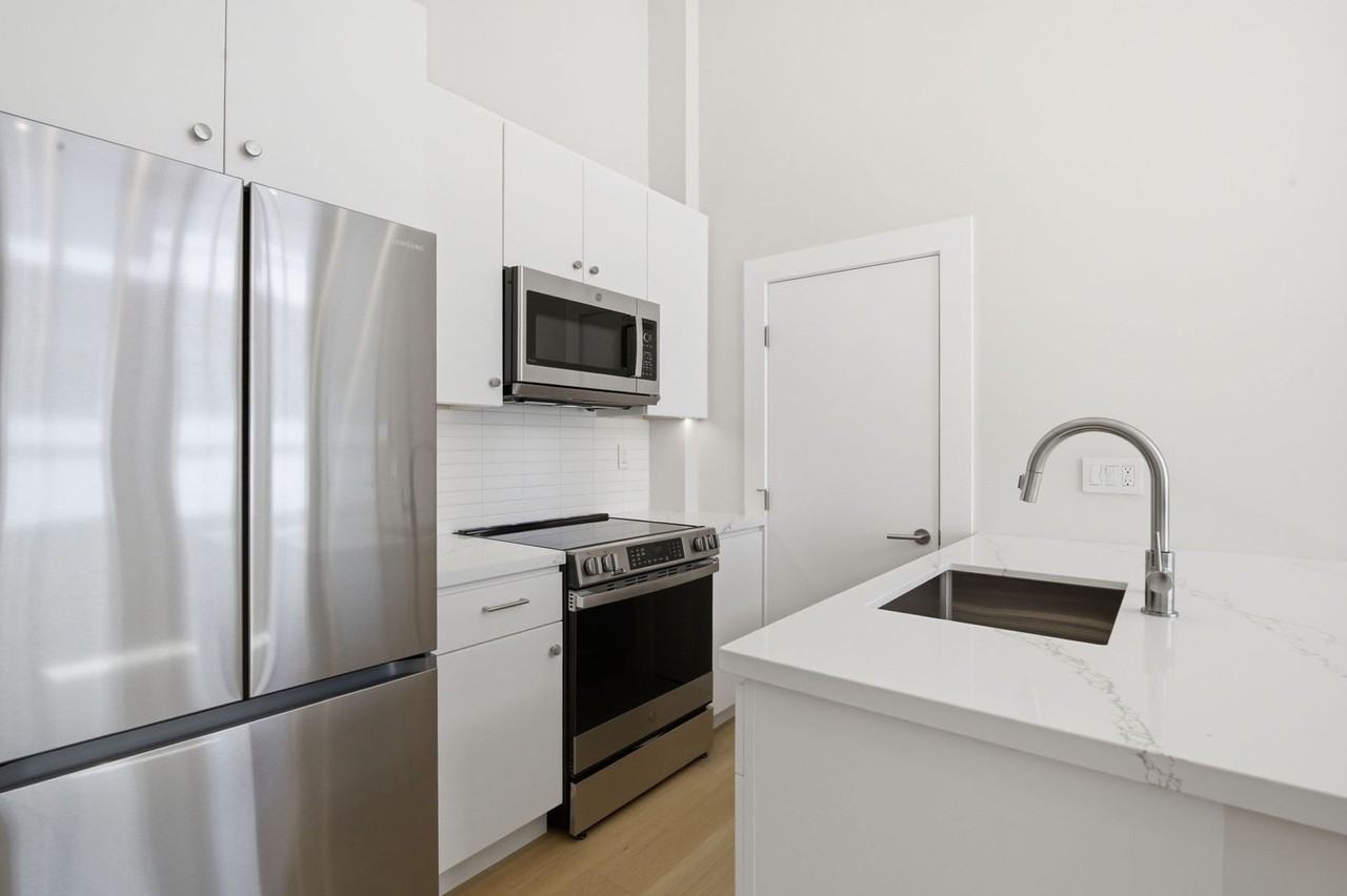 446 Kirkham St - Photo 6 of 23