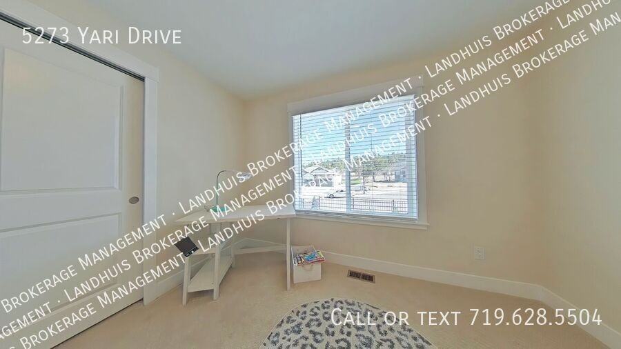 5273 Yari Dr - Photo 3 of 15