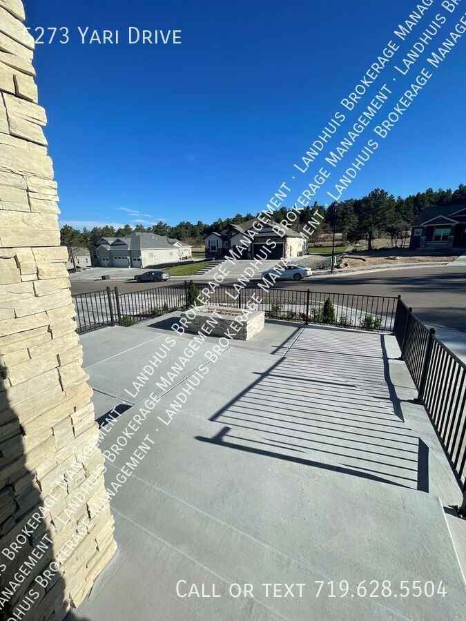 5273 Yari Dr - Photo 7 of 15