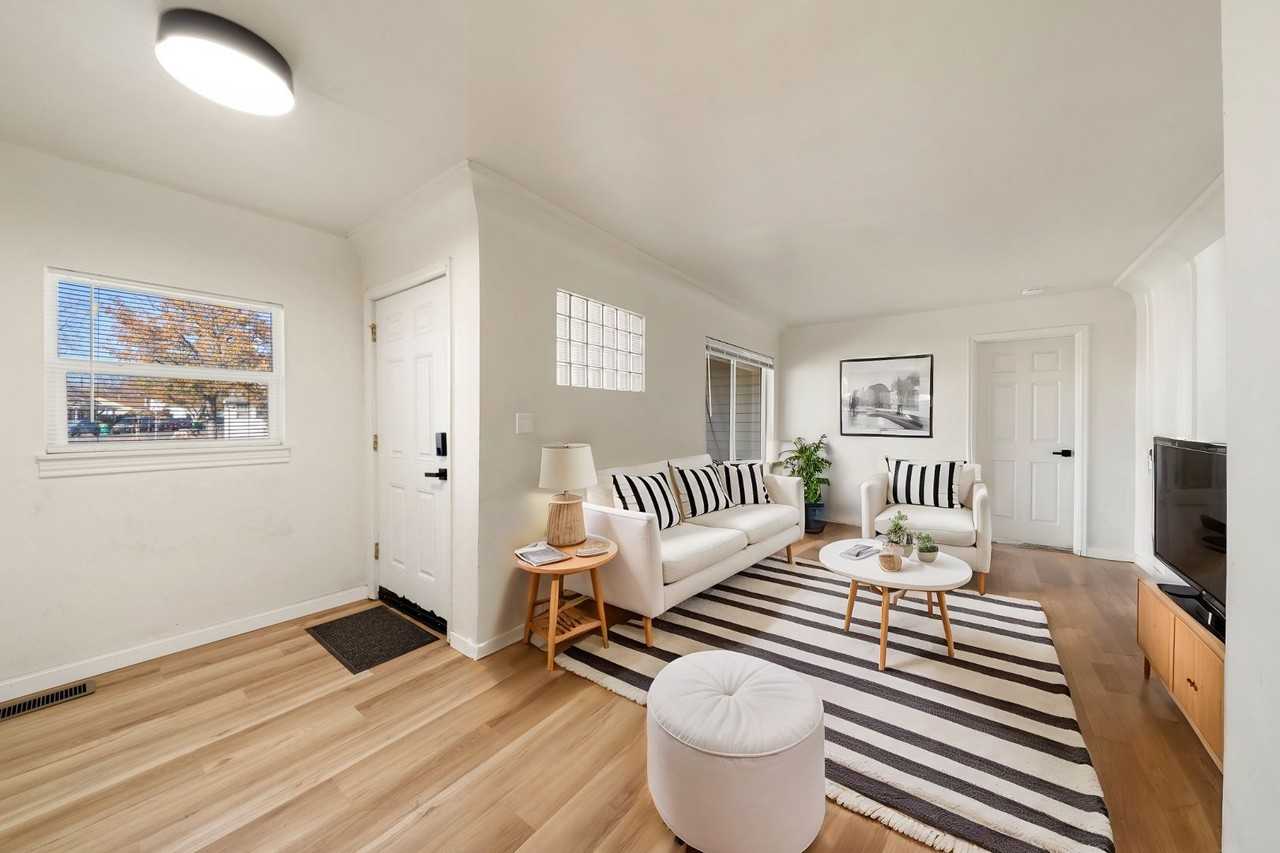 4000 S Delaware St - Photo 4 of 28