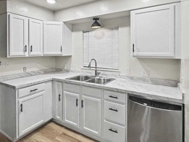 4000 S Delaware St - Photo 6 of 28