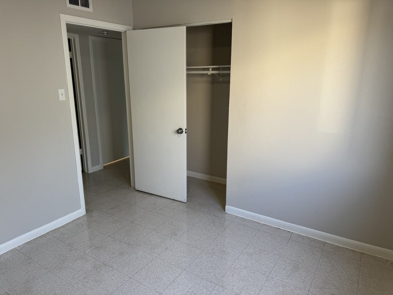 Sutton - Photo 6 of 15