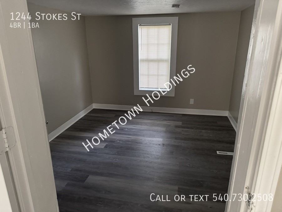 1244 Stokes St - Photo 4 of 11