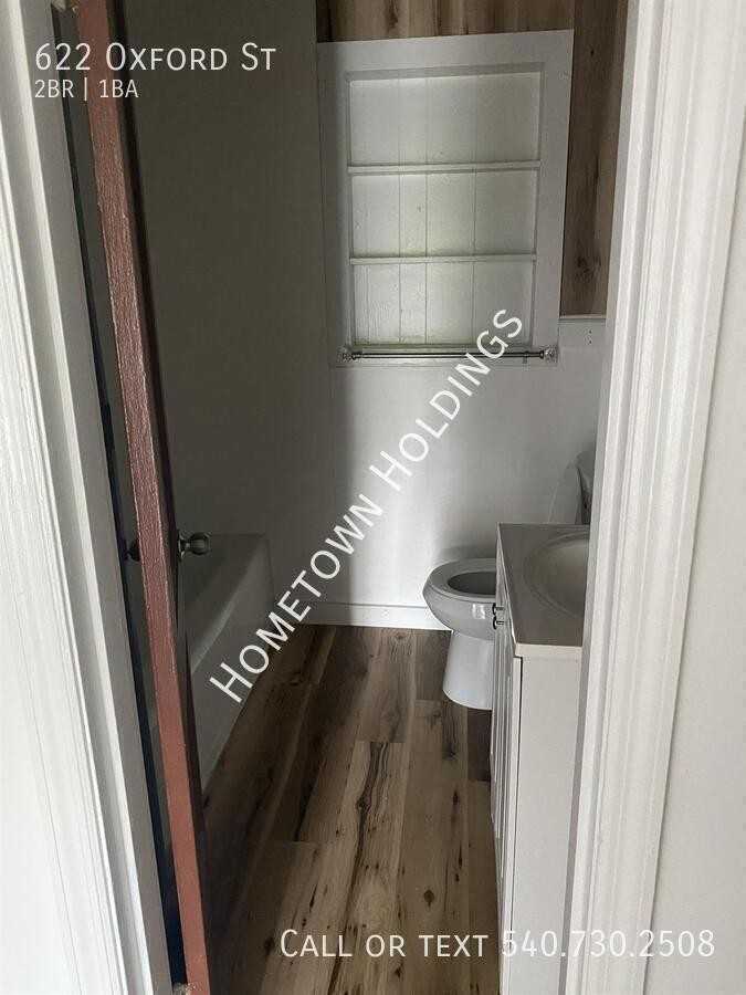 622 Oxford St - Photo 4 of 9