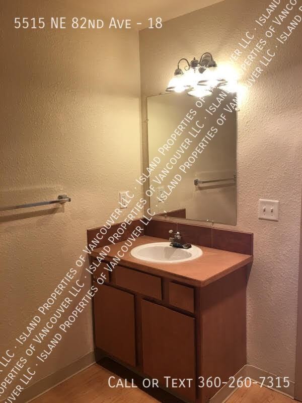 5515 Ne 82nd Ave #18 - Photo 5 of 15