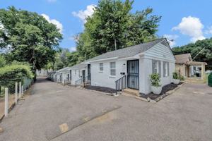 featured image of O - 2966 Yale Ave - 2966 Yale Avenue #7