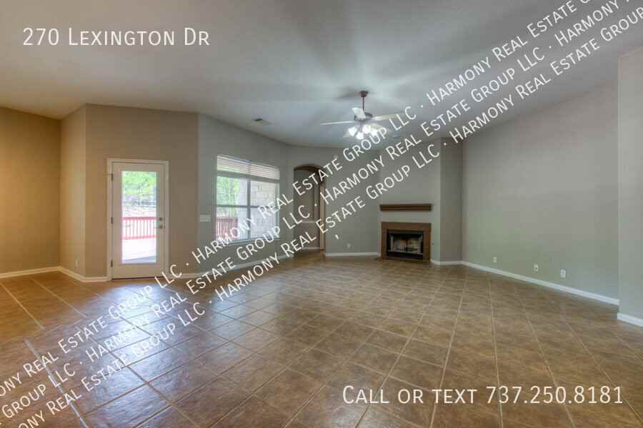 270 Lexington Dr - Photo 4 of 16