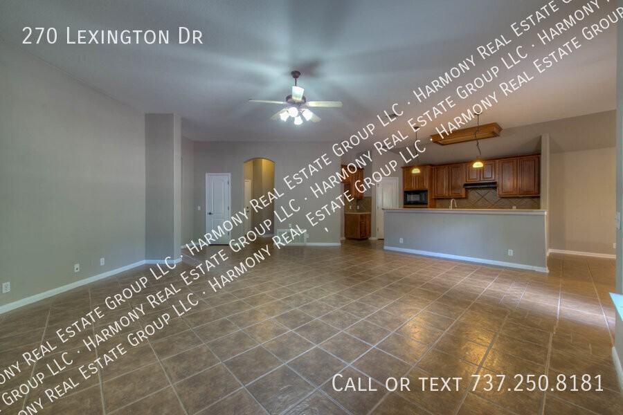 270 Lexington Dr - Photo 5 of 16