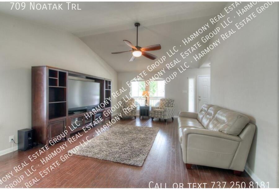 709 Noatak Trl - Photo 7 of 26