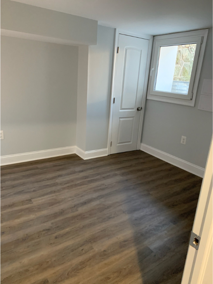 4626 Reisterstown Rd - Photo 2 of 29