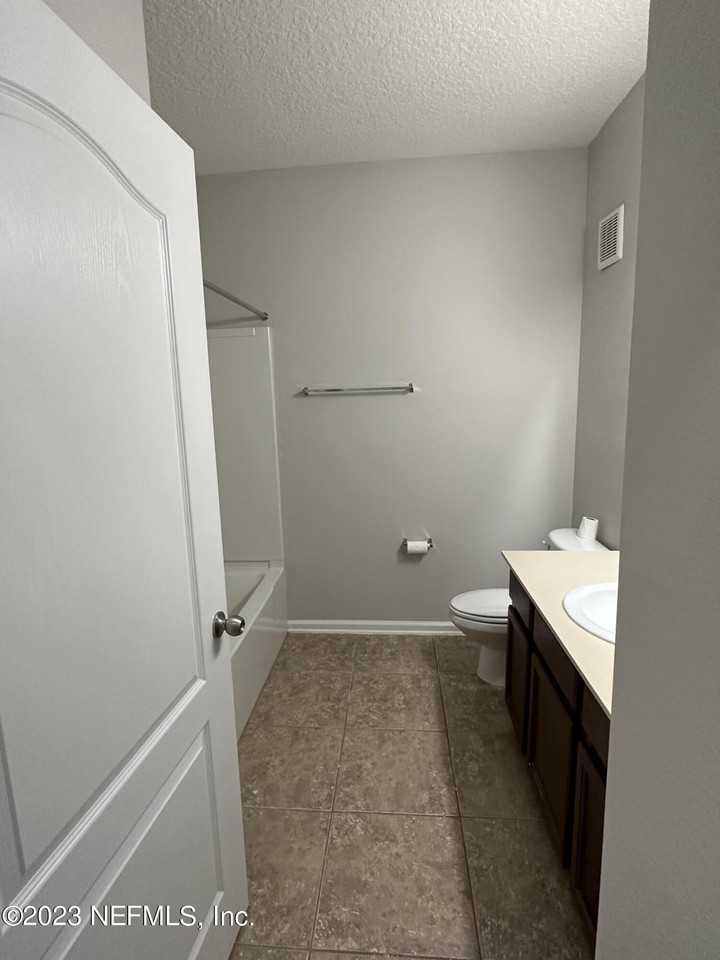 4908 Key Lime Dr #4908-208 - Photo 5 of 36