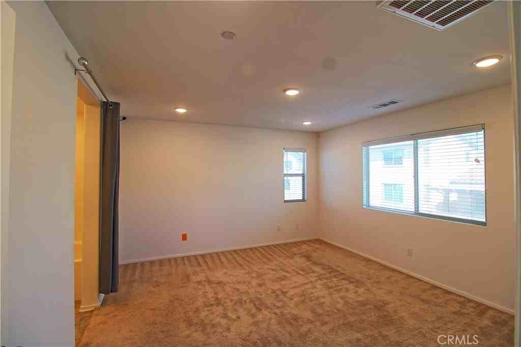 6087 Mariposa Dr #6087 - Photo 2 of 15