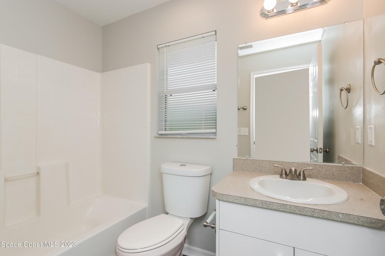 2511 Palomar Ave Se #2511 - Photo 3 of 16