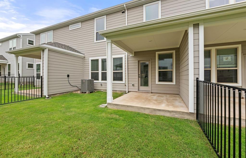 2725 Woodall Dr #2725-1602 - Photo 7 of 12