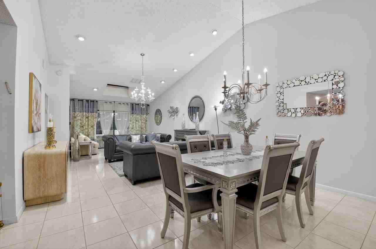 5782 Brook Bound Ln #5782A - Photo 7 of 50