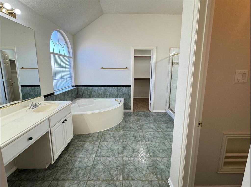 7104 Chandler Dr #7104 - Photo 7 of 24