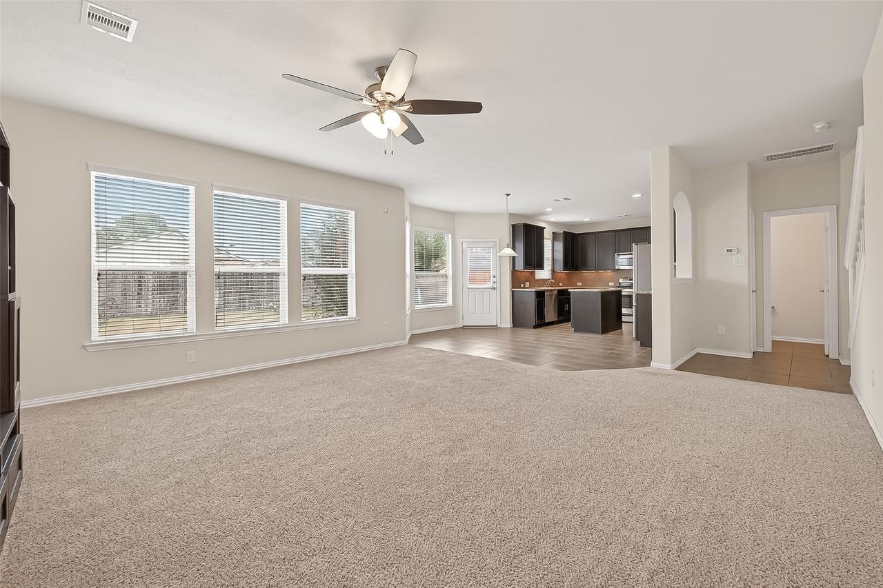 19711 Kinsington Briar Ln #19711 - Photo 2 of 41