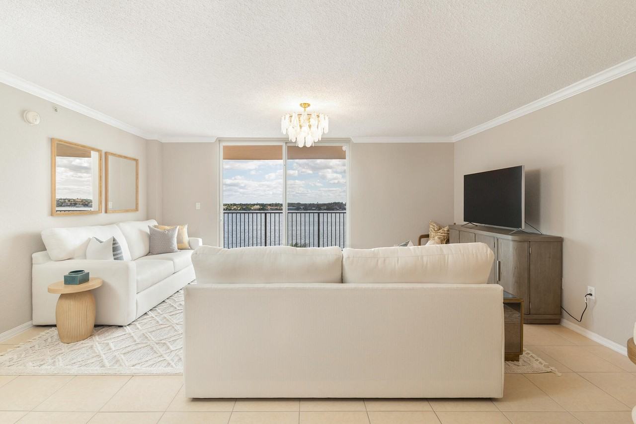 1801 N Flagler Dr #1801-840 - Photo 5 of 38