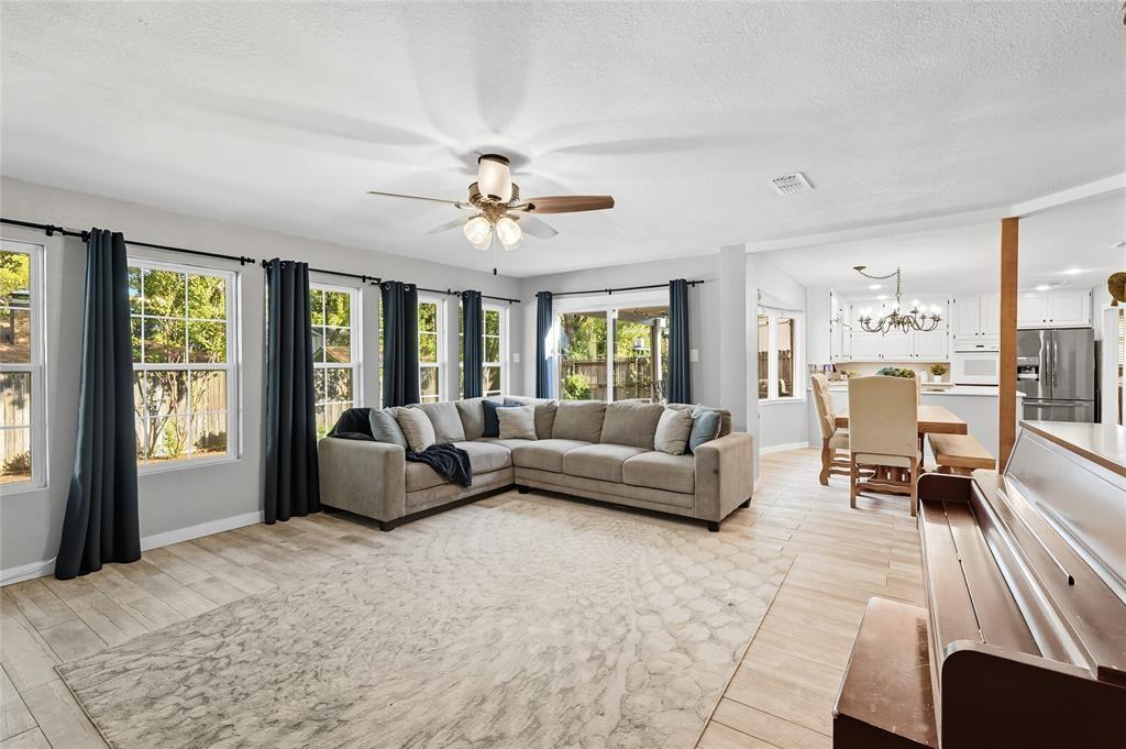 2908 Steve Dr #2908 - Photo 3 of 40