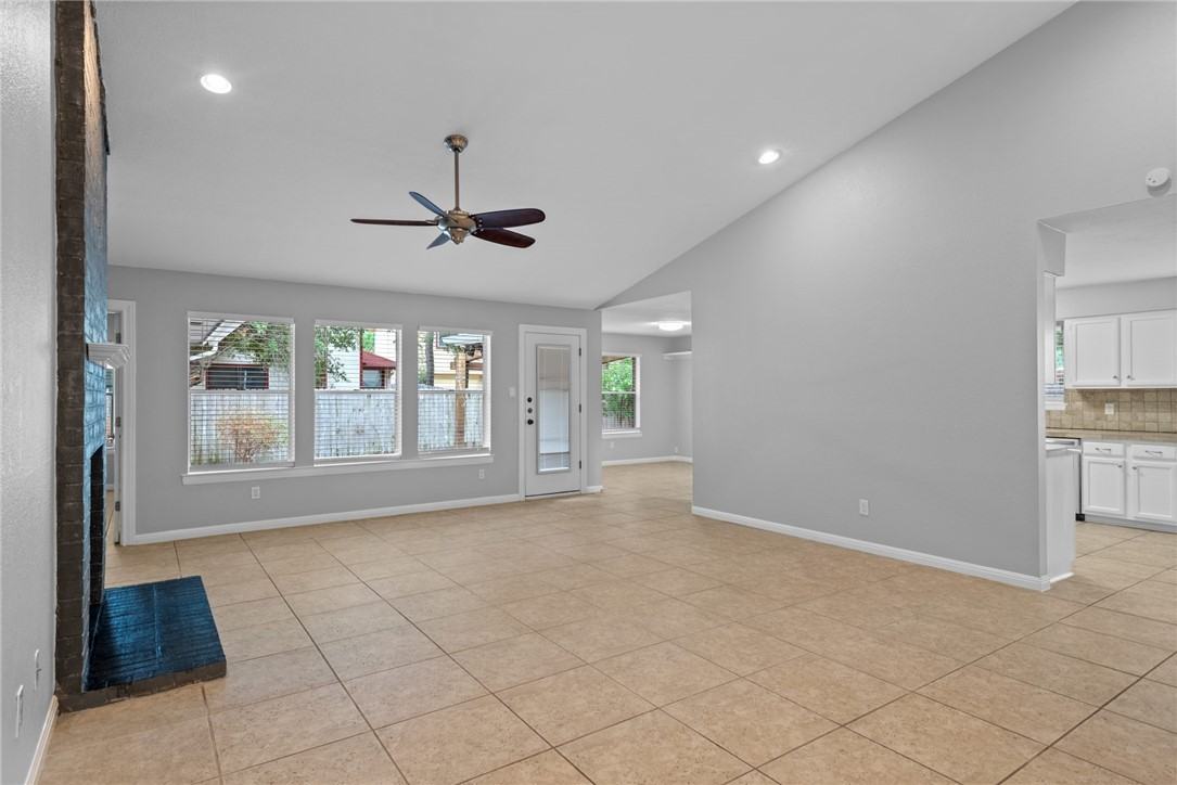 1904 Dayflower Trce #1904 - Photo 5 of 28