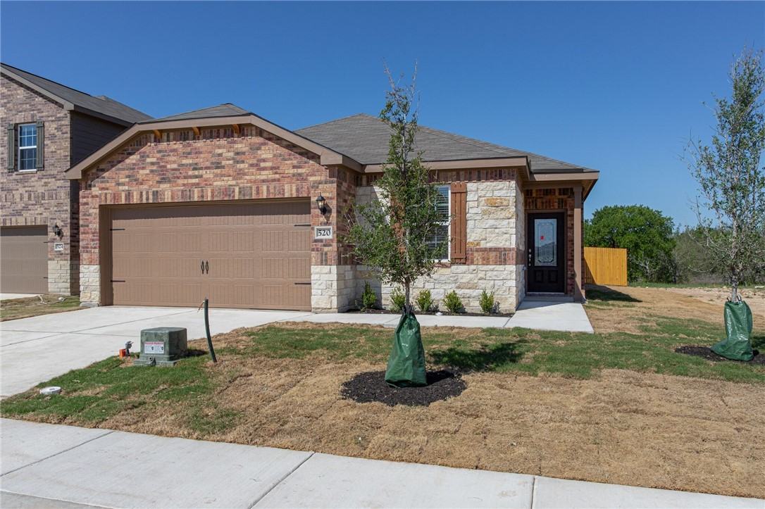 520 Republic Dr #520 - Photo 4 of 38