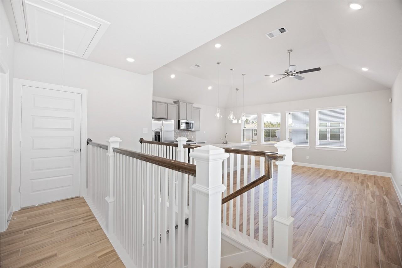 11424 Galway Grove Dr #11424 - Photo 3 of 31